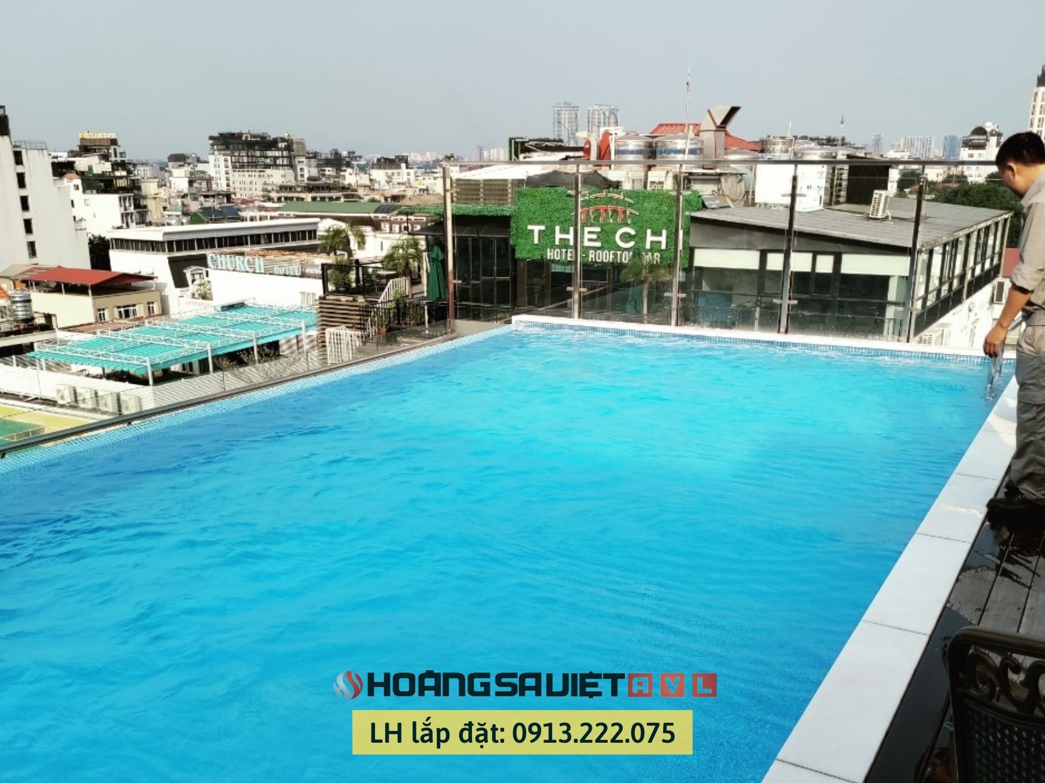 Khảo sát địa điểm thi công sân khấu trong suốt tại Hà Nội