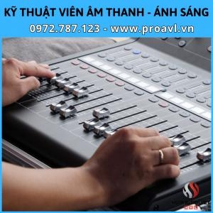 Cho Thuê Kỹ Thuật Viên Chỉnh Âm Thanh Ánh Sáng Sự Kiện Cho Thuê Kỹ Thuật Viên Chỉnh Âm Thanh Ánh Sáng Sự Kiện